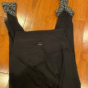 Beyond yoga 3/4 length leggings with embellished bottom size S